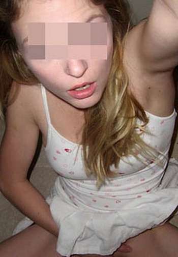 je cherche un jeune beur car j'ai envie de me faire marteler le vagin sur Corbeil-Essonnes